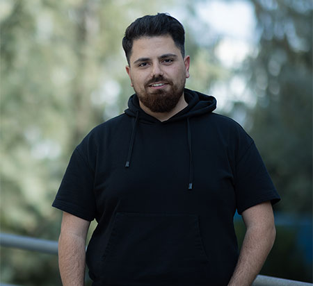 stories-slider-img-1