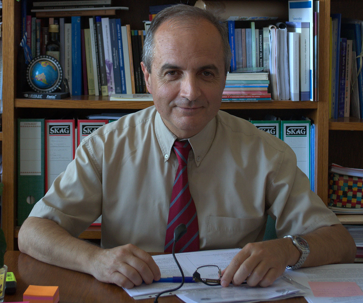 Dr. Christos Lionis